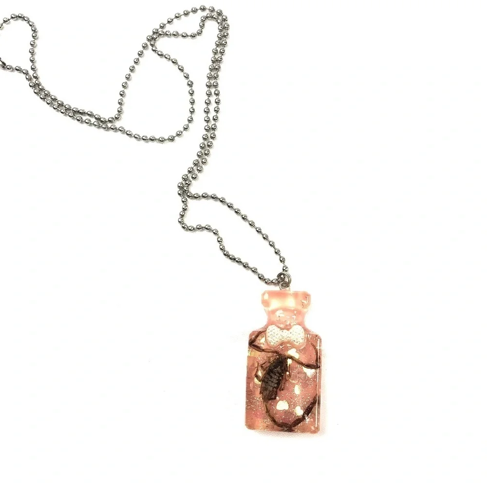 Scorpion Glitter Necklace​​